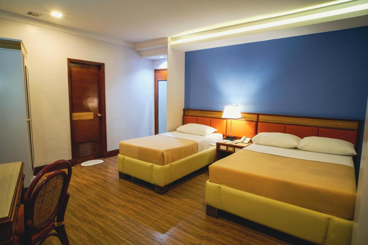 Hotel Valencia Zewnętrze zdjęcie