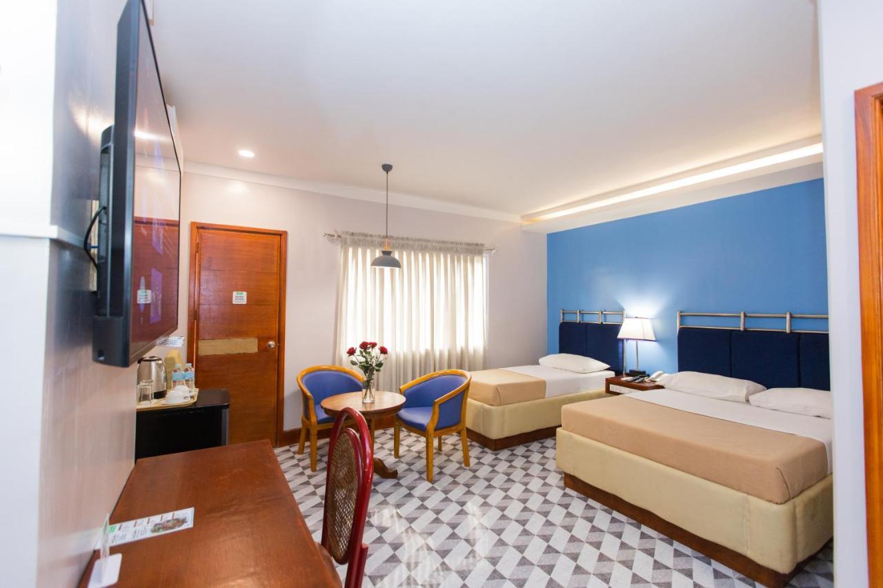 Hotel Valencia Zewnętrze zdjęcie