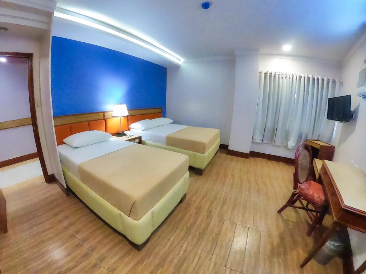 Hotel Valencia Zewnętrze zdjęcie